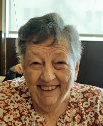 Tami Breen's Instagram, Twitter & Facebook