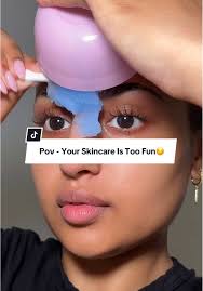 Achieve Glass Skin with Skin1004 Moisturizer