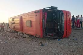 واژگونى اتوبوس در محور سیرجان-شیراز