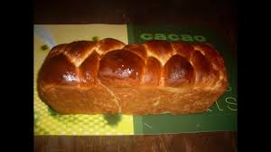 Comment Ra C Aliser Une Brioche Tra S Rapidement Youtube Brioche Recettes De Cuisine Brioche Facile