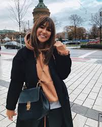 Buse, a cultural manager, curator and filmmaker based in istanbul. E B R U On Instagram Hi Hab Euch Vermisst Simple Outfits Fashion Fashion Outfits