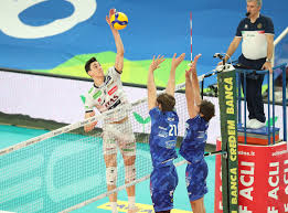 There are a few details. Michieletto Alessandro