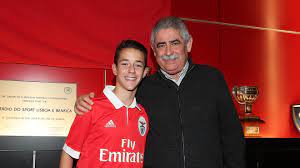 Maybe you would like to learn more about one of these? Hugo Felix Assina Contrato De Formacao Com O Benfica Sl Benfica