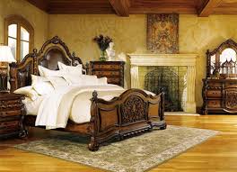 10 Romantic And Luxurious Tuscan Bedrooms Decorating Room Tuscan Bedroom Home Bedroom Decor