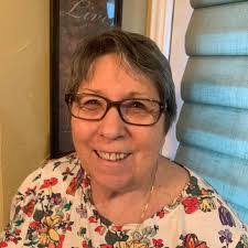 Jackie Everhart's Instagram, Twitter & Facebook