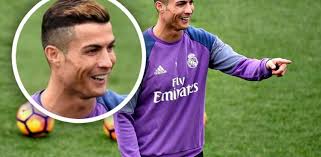 Alyssa couladaize il y a 1 an 22.3k. La Nouvelle Coupe Ballon D Or De Ronaldo