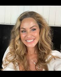 Melanie Marden (@officialmelaniemarden) • Instagram photos and videos