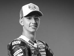 Dupasquier debutó en el mundial de moto3 en 2020 con los colores de la escudería alemana prüstelgp. Wokuiwkni Xnqm