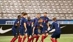 Foot.fr vous présente son catalogue de maillots de foot des clubs français, clubs étranger et ainsi, le real madrid et le fc barcelone en espagne, le psg, l'om et l'ol en france, le bayern munich et. Ou Quand Et A Quel Prix Acheter Le Nouveau Maillot De L Equipe De France