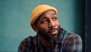 An autopsy report obtained by E! News May 24 confirms the late "Ellen  DeGeneres Show" DJ and executive producer had no drugs or alcohol in his  system at the time of his death.