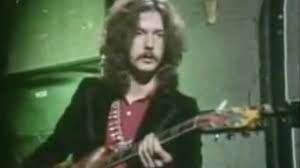 King — three o'clock blues 08:36. Watch A 23 Year Old Eric Clapton Explain His Guitar Technique I Love Classic Rock