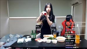 단팽이가 방송외적으로 성추행 당한 후 멘탈 터져 기약없는 휴방선언7. ê³µí˜ì¤€ Stream Jun 16 2019 Stats On Viewers Followers Subscribers Vod And Clips Twitchtracker