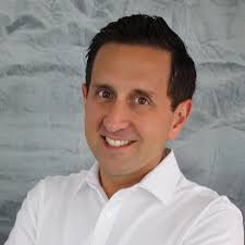 Armando Valdes's Instagram, Twitter & Facebook