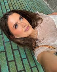 Whitney Hearn's Instagram, Twitter & Facebook