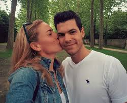 Well i look like the other timea b. Babos Timea Parja Nelkul Ment Az Ausztral Openre Habostorta Hu
