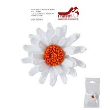 Fiori tipo margherita con 7 petali tondeggianti. Zus H Wkooumam