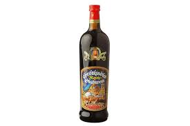 Gluhwein is a delicious blend of red wine and spices, not unlike mulled wine. Test Gluhwein Heisse Tipps Fur Gluhwein Geniesser Fit For Fun