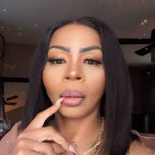 I can't thank Fender enough for making my acrylic Stratocaster. It made  #GRAMMYs performance so special. ❤️ This one a one-of-a-kind creation was  made by Scott Buehl and Carlos Lopez.