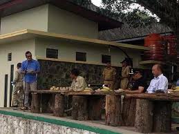Sementara saat weekend, harga tiket masuk kinantan zoo adalah rp10,000.00. Bali Zoo Hibahkan Singa Afrika Untuk Kebun Binatang Bukittinggi Balipost Com