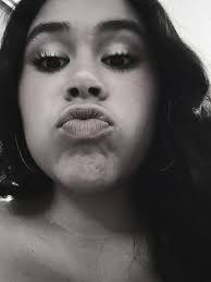 𝑮𝒍𝒐𝒓𝒚 𝑹𝒐𝒅𝒓𝒊𝒈𝒖𝒆𝒛 (@glxry_16)