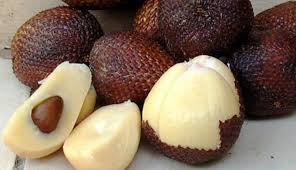 Kali ini kita akan memberikan gambaran seperti apa dan bagaimana cara ibu hamil menyiapkan makanan yang sehat sendiri. Ketahui 7 Manfaat Salak Untuk Ibu Hamil Berikut Ini Orami