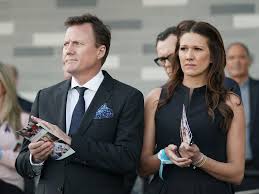 Wife anita frawley and daughters keeley, danielle and chelsea follow danny frawley's hearse as it does a final lap of honour in moorabbin. Moment That Left Mourners In Stitches Morning Bulletin