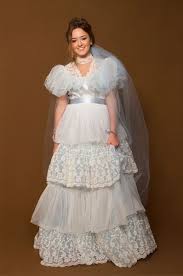 Subito a casa e in tutta sicurezza con ebay! Abito Sposa Balze In Pizzo E Tulle Celeste 1980 Vintachic