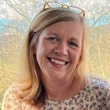 Lisa Brunswick's Instagram, Twitter & Facebook