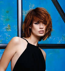 Cheveux wild longs et naturels. Les Tendances Coiffure Automne Hiver 2020 2021 Tendance Coiffure Automne Coupe De Cheveux Courte Tendances Coiffures