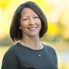 Barbara Marlow's Instagram, Twitter & Facebook