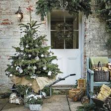 You'll love these festive outdoor christmas decorations! Pin On Weihnachten Silvester Christmas New Year