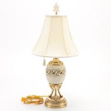 Lot Art Lenox By Quoizel Porcelain Table Lamp
