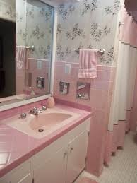 Pin By Acousticlady On Decorating Bath Vintage Pink Bathroom Tiles Retro Bathrooms Vintage Bathroom Tile