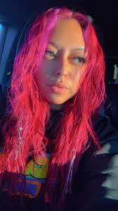 Tape ins or micro extensions with vivids