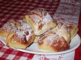 Guest house la poale'n brau is located at chiliei 37 in mănăstirea humorului in 4.8 km from the centre. Poale N Brau Cu Dovleac