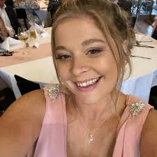 Does anyone know if this area Unit 15B, Serpentine Green Shopping Centre,  Hampton, Peterborough PE7 8BE Has a H samuel still please ? Thank you