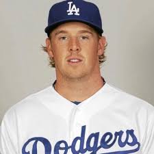 Miꓘe Antonini (@MikeAntonini)