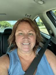 Heather Shutt's Instagram, Twitter & Facebook