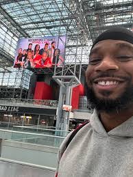 Anthony Nalls's Instagram, Twitter & Facebook