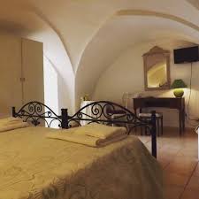 B&b, locazioni turistiche, agriturismo, case vacanza, appartamenti, locande, ostelli, country house e soluzioni di microricettività in italia ai prezzi più bassi! Ugento Dimora B B On Twitter Una Delle Nostre Camere Con Volta A Stella Particolari Room Bedandbreakfast Viaggi Turismo Puglia Ugentodimora Https T Co 20w3avygoe