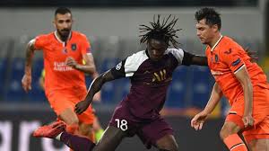 Psg ganó un tiro de esquina y kylian mbappé se encargó de cobrar. Istanbul Basaksehir 0 Psg 2 Resumen Goles Y Resultado As Com