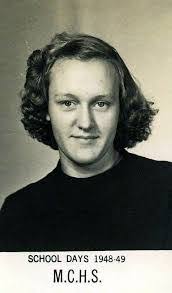 Carolyn Luffman's Instagram, Twitter & Facebook