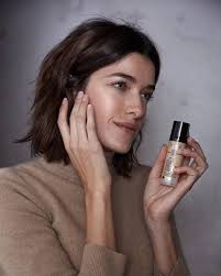 Welcome to my world !! Marie Nasemann Auf Instagram Werbung Das Lavera Illuminating Effect Fluid Hier In Der Farbe Sheer Bronze 02 Benutze Ich Am Liebsten Wenn Ich Leicht Gebrau