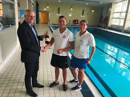 Gemeindeverwaltung Munster In Hessen Hallenbad Gratulation Zur Abgeschlossenen Ausbildung