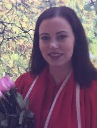 Lisa Barb's Instagram, Twitter & Facebook