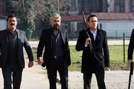 Poyraz karayel'in sevilen oyuncusu zülfikar karakterini canlandıran celil nalçakan'ın muhteşem yorumu ile değmen benim. Poyraz Karayel 2015