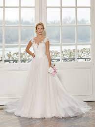 Check spelling or type a new query. Pin Von The White Wedding House Auf Wedding Dresses For Curvy Brides Brautkleid Spitze Braut Hochzeitskleid
