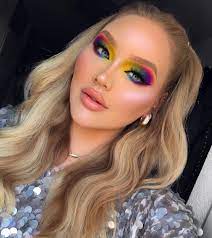 Postado por liiiiinda deemais !!; Maquiagem Colorida 35 Fotos E Passo A Passo Para Voce Se Inspirar