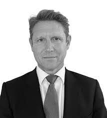 Nicholas Gee's Instagram, Twitter & Facebook