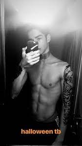 ‪i made merch and it's out right now only for 2 weeks! Manu Rios Manu Men Abs Insta Dp